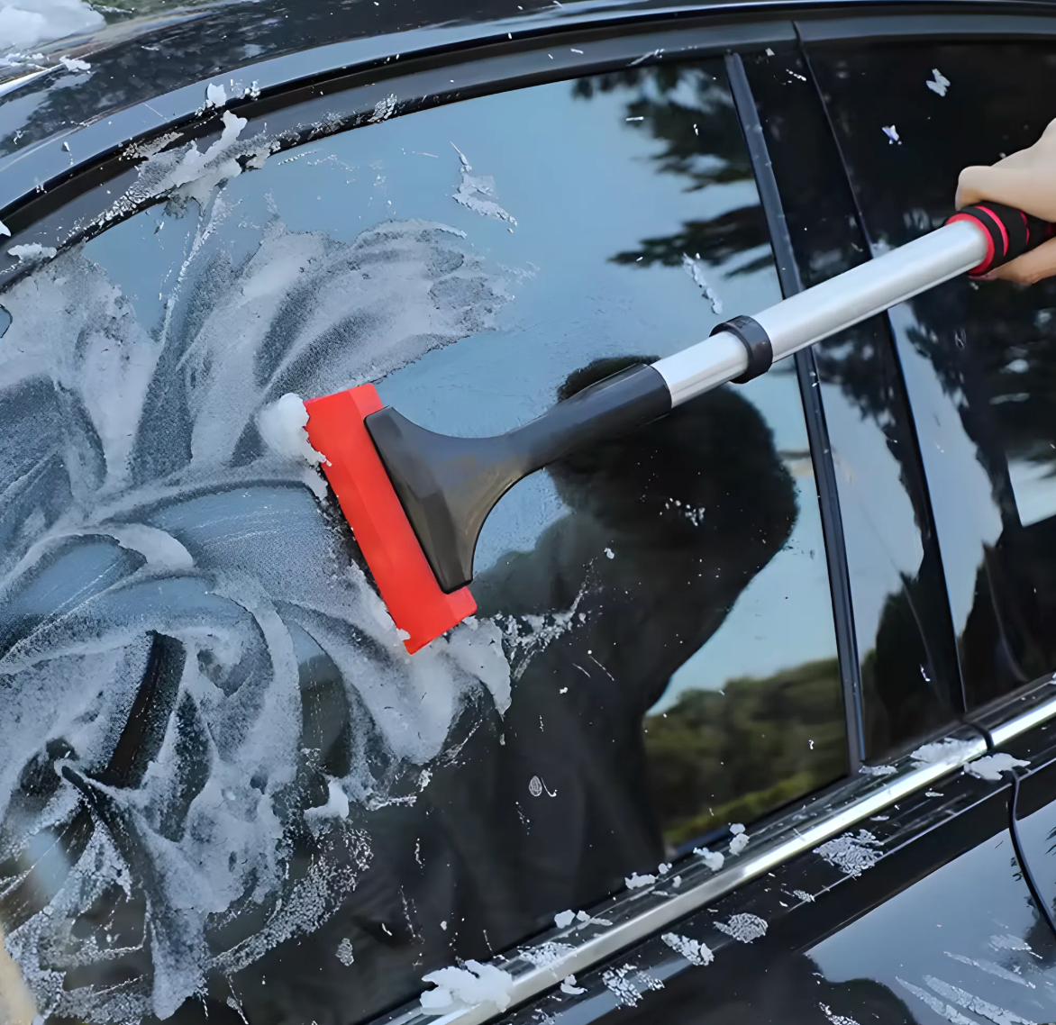Ausziehbarer Auto-Eiskratzer mit Schneebürste – Teleskopischer Winter-Scheibenreiniger aus Aluminium