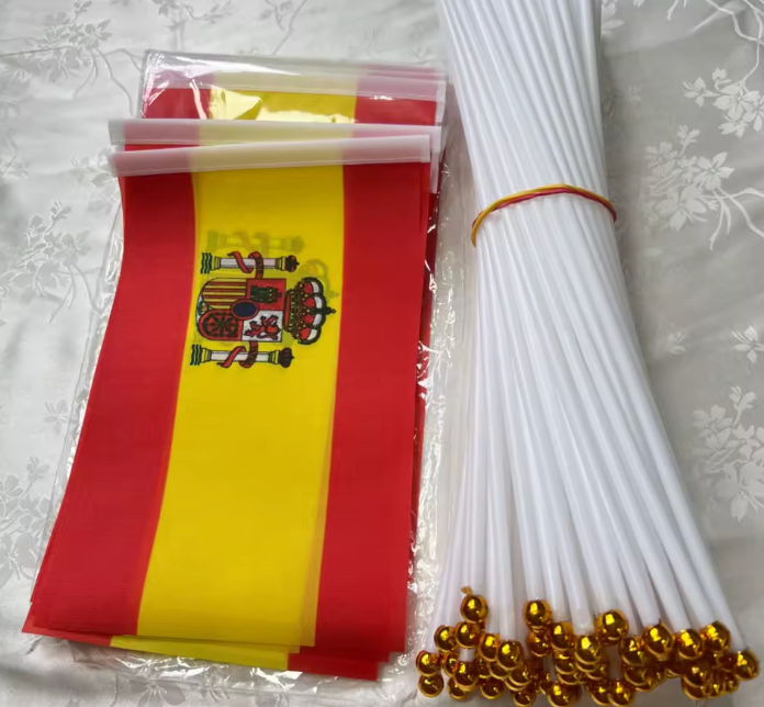 Spanien Flagge Handfahne (5er/10er Set) - 14 x 21 cm kleine Nationalflagge mit Fahnenmast aus Kunststoff - Handflagge für Feier & Deko