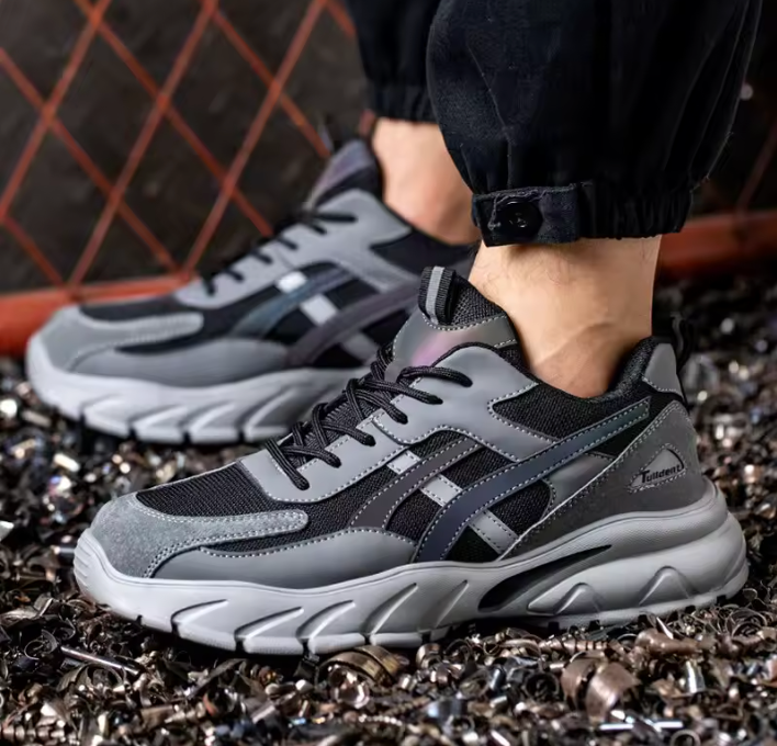 SteelForce safety shoes for men - lightweight work shoes with steel toe cap and puncture-proof sole