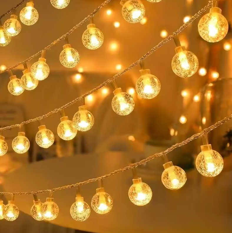 LED Lichterkette mit Blasenkugeln – Warmes, Blaues oder Mehrfarbiges Licht – Batterie- oder USB-Betrieb – Innenbereich