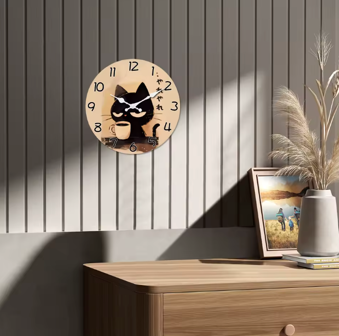 Retro Holz Wanduhr Schwarze Katze – Stille Quarzuhr für Wohnzimmer, Küche & Schlafzimmer