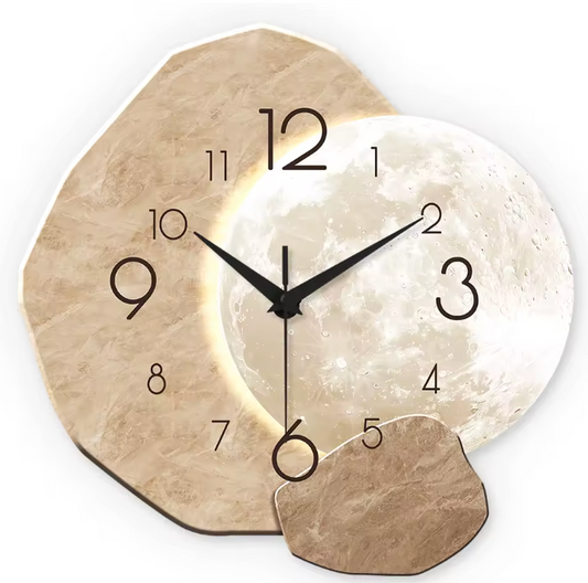 Moderne Mond-Wanduhr aus Holz – Geräuschlose Quarzuhr im minimalistischen Design