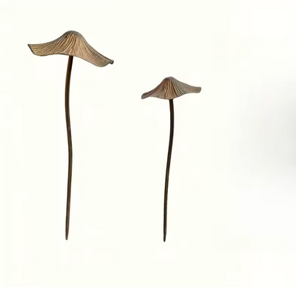 Retro Garten-Pilzdekoration aus Metall – Rostoptik Bodenfigur für Rasen & Außenbereich