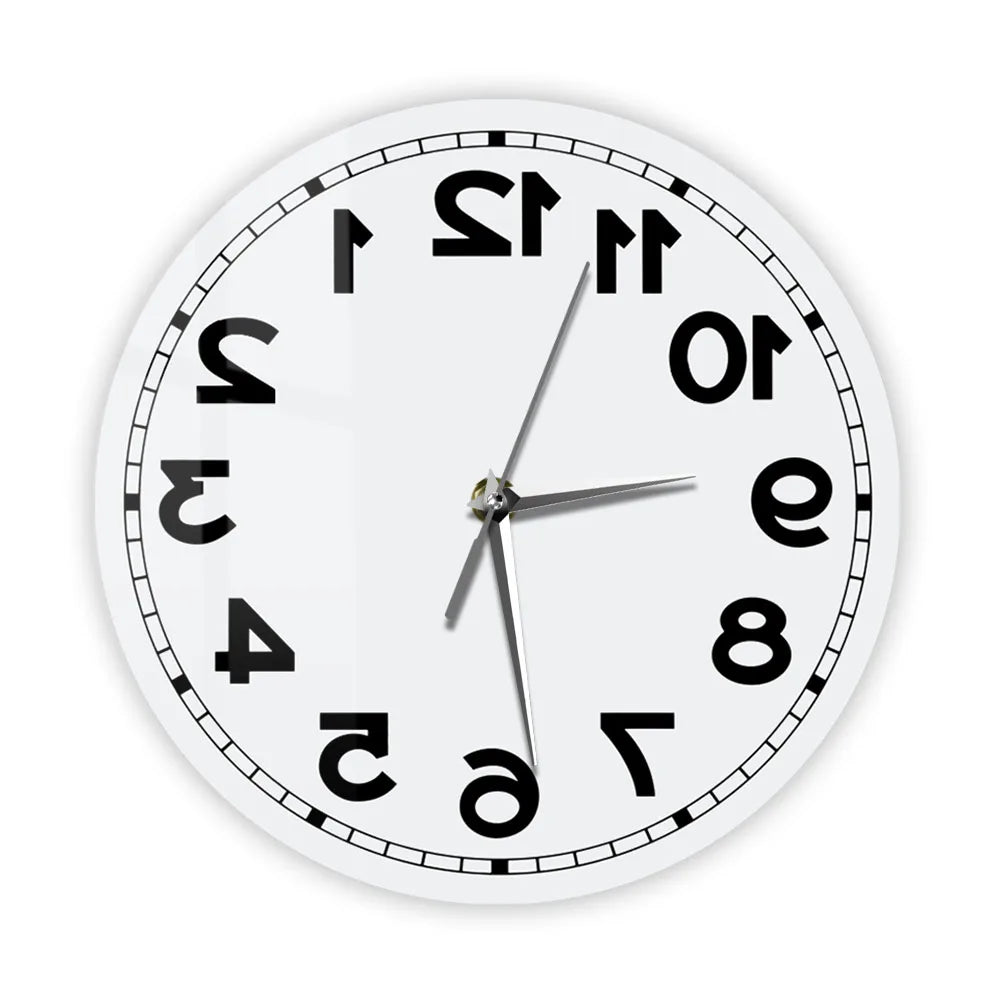 Kreative Wanduhr mit Umgekehrten Zahlen für Einzigartige Raumgestaltung | Geräuschloses Quarzwerk für Ruhe 2