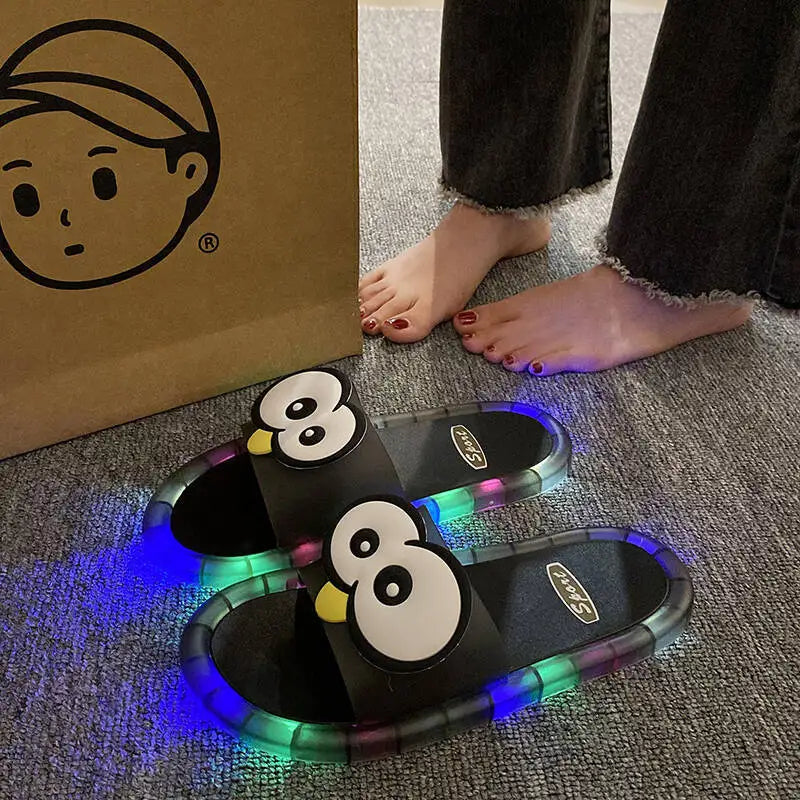Leuchtende Wackelaugen-Sandalen | Verspielte Designs mit Glühenden Sohlen für Spaß und Komfort 6