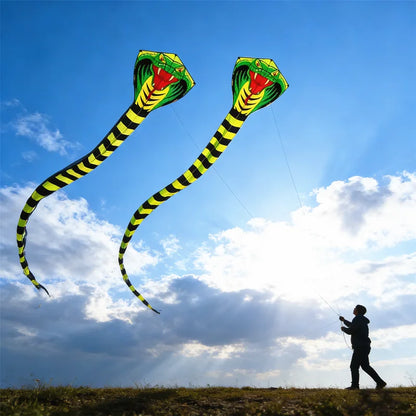 Luftige Abenteuer | Riesenschlangen-Drachen mit Leuchtendem Kobra-Gesicht | Faltbar für Outdoor-Spaß 6