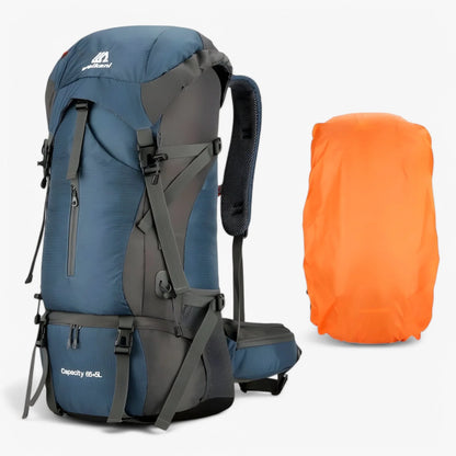 Outdoor Essentials | 70-Liter Wanderrucksack mit Wasserabweisender Regenhülle | Ergonomisches Design für Komfort 0