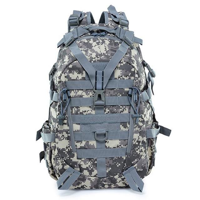 Rugged Adventure | Militärischer Taktikrucksack mit Wasserschutz | Vielseitig für Outdoor-Aktivitäten und Komfort 9